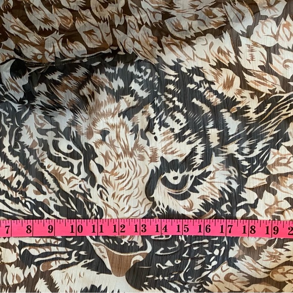 Cheetah Print Square Scarf - Picture 3 of 4